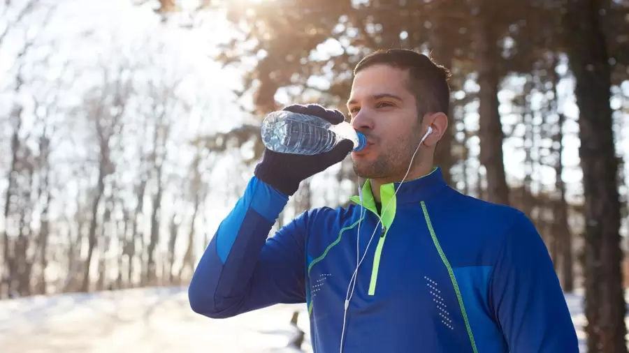 Ante los cambios bruscos de temperatura, es conveniente hidratar el cuerpo.