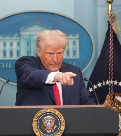 Ni los migrantes en proceso de regularización se pueden proteger de la cruzada trumpista.