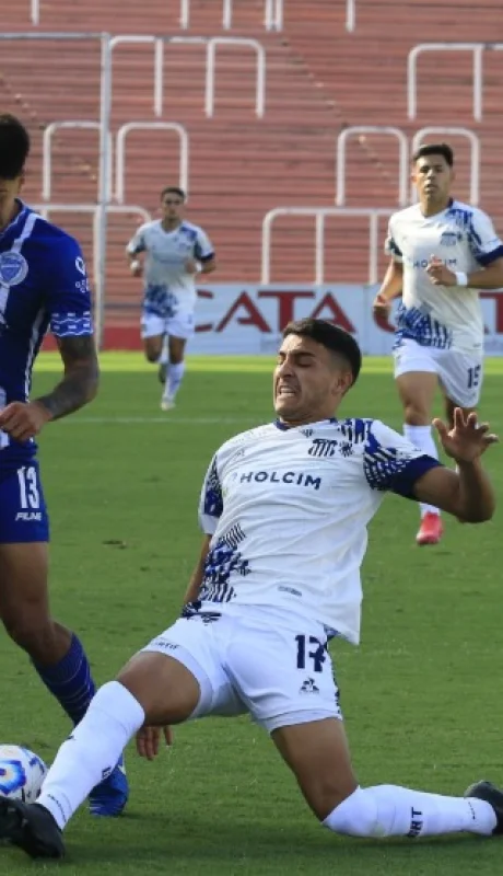 El Indio Fernández fue elegido la figura del mini partido.