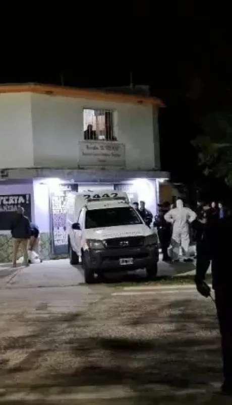 Femicidio en Rivadavia: asesinó a su expareja en un comercio y luego se quitó la vida