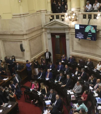 Senadores en acción.
