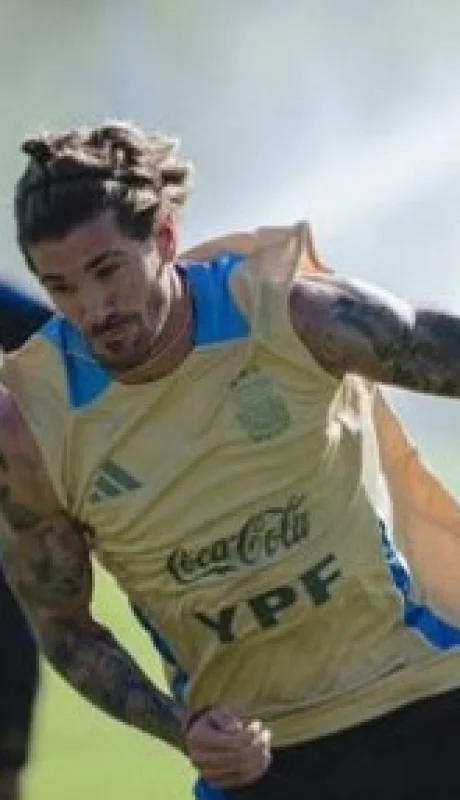 Rodrigo De Paul sería titular en el partido ante Brasil/