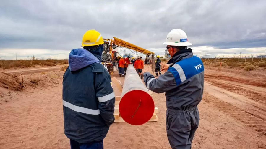 El proyecto Vaca Muerta Sur , aprobado por el Gobierno, busca duplicar las exportaciones de crudo en los próximos dos años. (Foto: web)