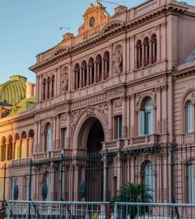 La llegada libertaria al poder supuso la supresión de varios ministerios, secretarías y subsecretarías en todo el país. ¿Cuáles son los motivos?