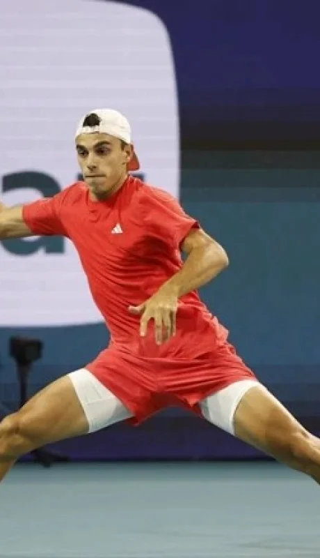 Francisco Cerúndolo metió un triunfazo