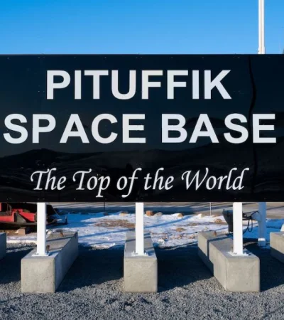 La Fuerza Espacial de Estados Unidos mantiene una misteriosa base de monitoreo en Groenlandia.