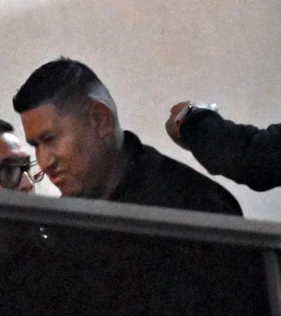 Detienen al custodio de Maradona por falso testimonio en el juicio por su muerte