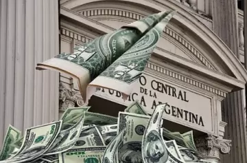 El dólar sin cepo cerró con el oficial en alza y el blue en baja