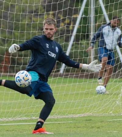 La Lepra y la Academia juegan este jueves en Mendoza.