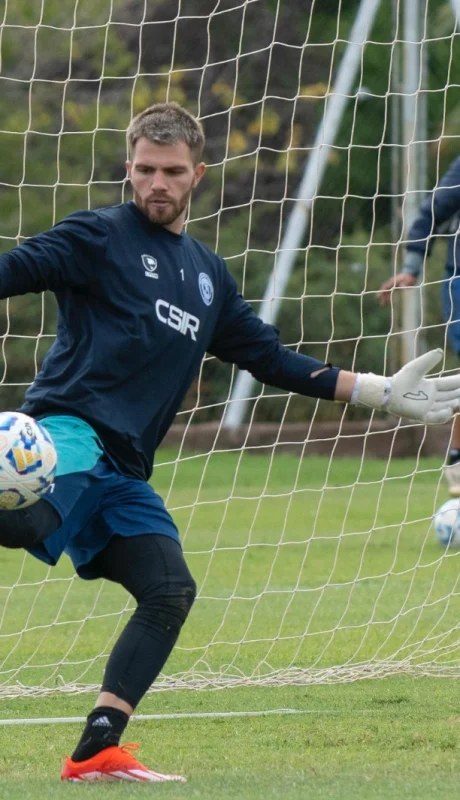 La Lepra y la Academia juegan este jueves en Mendoza.