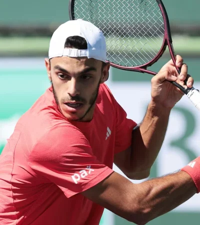 Cerúndolo hizo todo, pero no le alcanzó para meterse en semis.