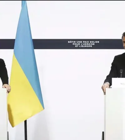 El presidente galo anunció un apoyo político y militar contundente a su par ucraniano.