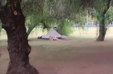 La dura realidad de los jóvenes en la calle que el Estado "prefiere ocultar"