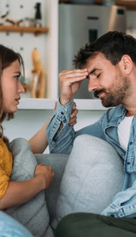 Pareja en problemas.