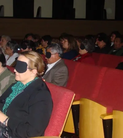 Joven ciega desafía los sentidos con una propuesta de cine inclusivo