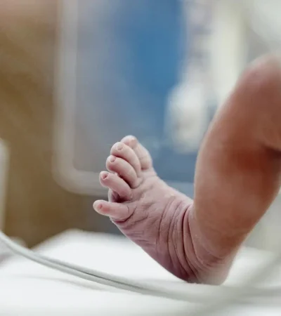 ¡Milagro inesperado! Fueron a despedir a su nietito a la morgue y lo encontraron vivo