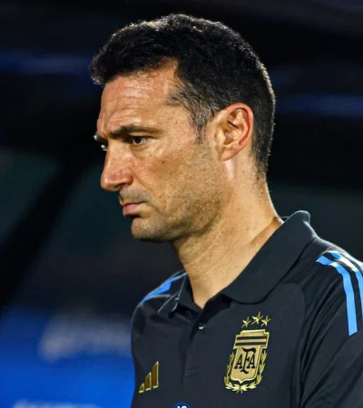 Lionel Scaloni y su nómina para los amistosos.