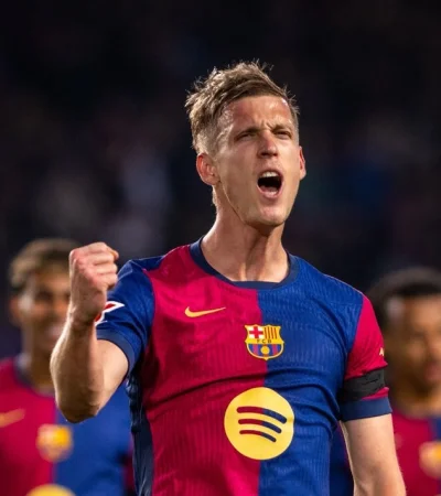 Fernan Torres festeja su gol