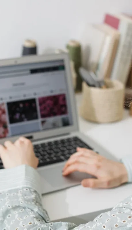 El trabajo remoto y la flexibilidad son valores que los jóvenes privilegian en las relaciones laborales/