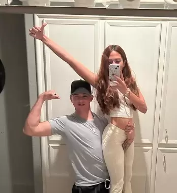 Lucila con su pareja Preston Sullivan en una de las fotos compartidas en su cuenta de Instagram