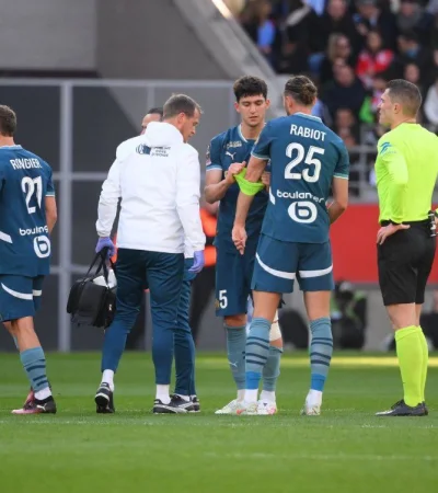 Leonardo Balerdi estará tres meses fuera de las canchas.