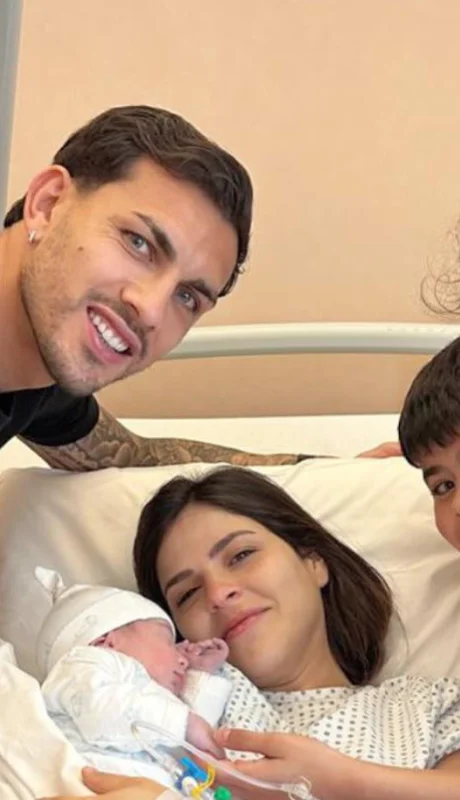 La familia Paredes tiene un nuevo hincha de la Selección argentina.