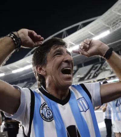 Costas quiere volver a sonreír con su Racing.