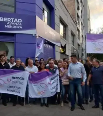 El sábado inauguraron la sede de La Libertad Avanza, LLA, en la Ciudad de Mendoza.
