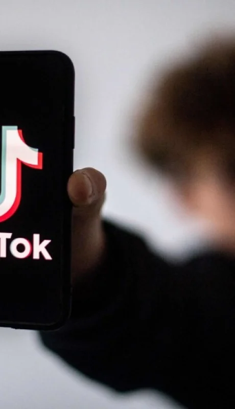 Los retos de TikTok muchas veces pueden ser peligrosos y pueden poner en riesgo a los adolescentes.