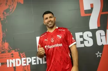 Agüero e Independiente: un vínculo fracturado por la distancia y la polémica