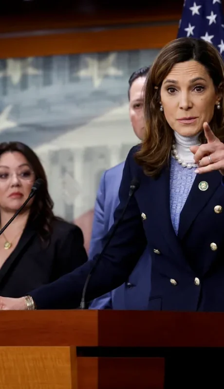 María Elvira Salazar