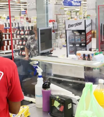 Coto ofrece trabajo.