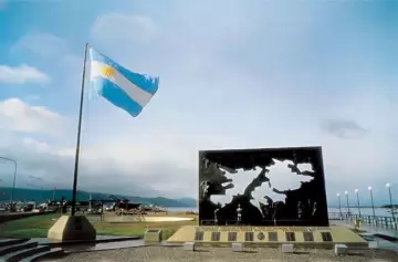 "Argentina debe ser un objetor persistente; el reclamo por Malvinas es imprescriptible"