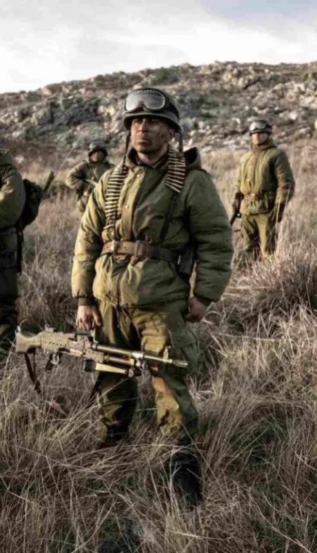 Soldados en el escenario de guerra