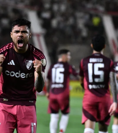 El chileno Paulo Díaz marcó el gol