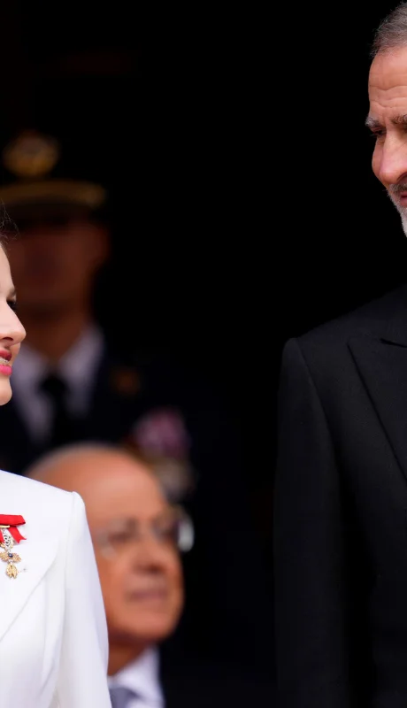 La princesa Leonor junto a su padre, el rey Felipe.