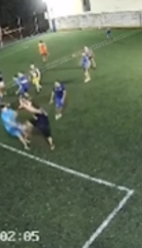 Policías fueron emboscados por un grupo de barras bravas