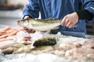 Tips para elegir alimentos frescos (como el pescado) para esta Semana Santa