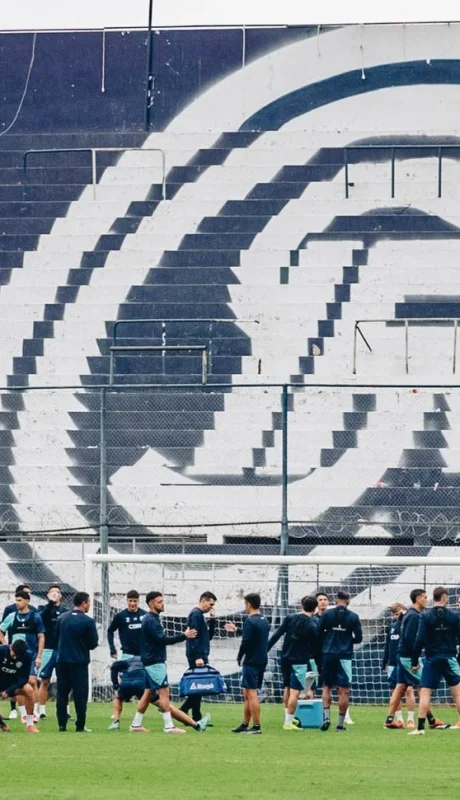 Independiente Rivadavia se prepara para el clásico.