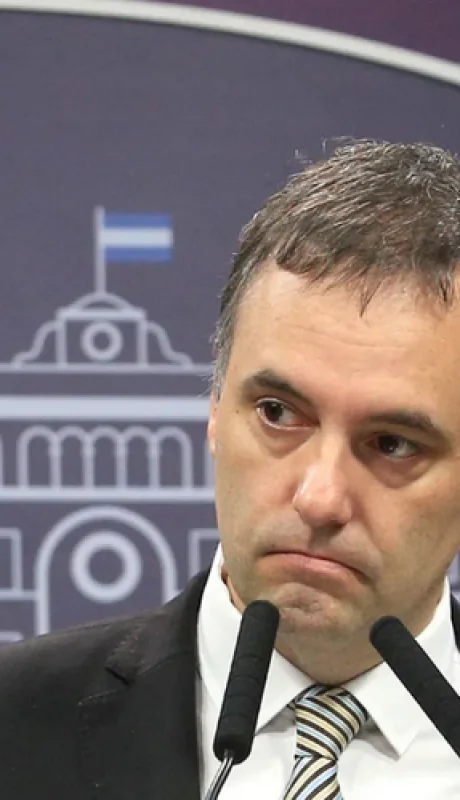 Ante la postulación para las legislativas porteñas del 18 de mayo, hay un nombre para reemplazarlo.