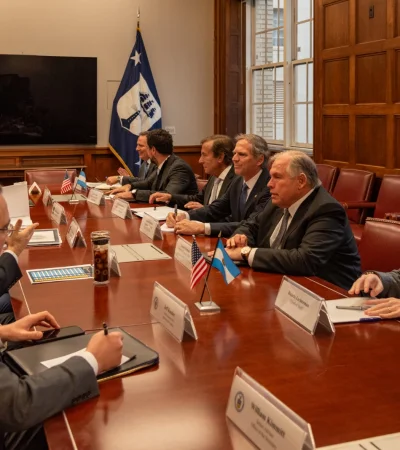 La cancillería argentina se viene reuniendo con las principales figuras diplomáticas y comerciales de la administración Trump.