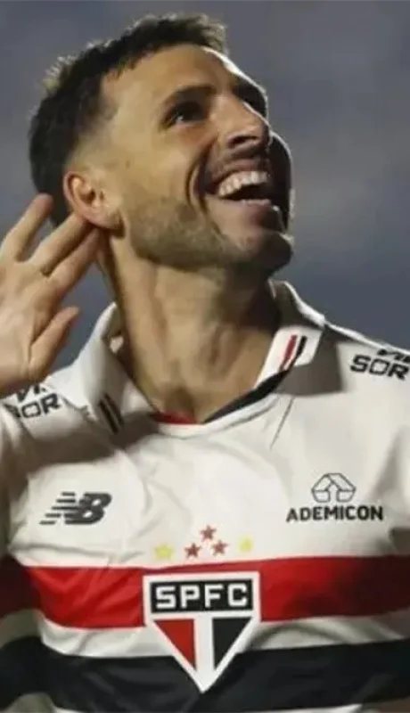 Jonathan Calleri queire volver a Floresta