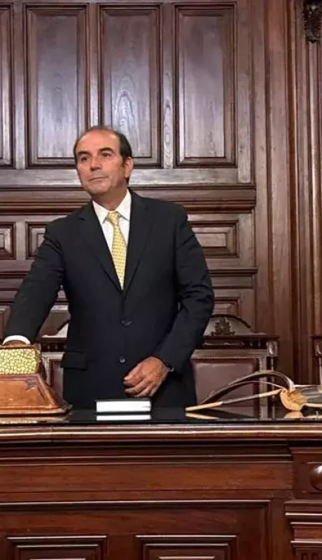 Manuel García Mansilla, jurando (luego renunciado) como miembro de la Corte en febrero.