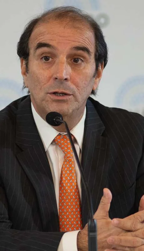 Manuel García Mansilla.