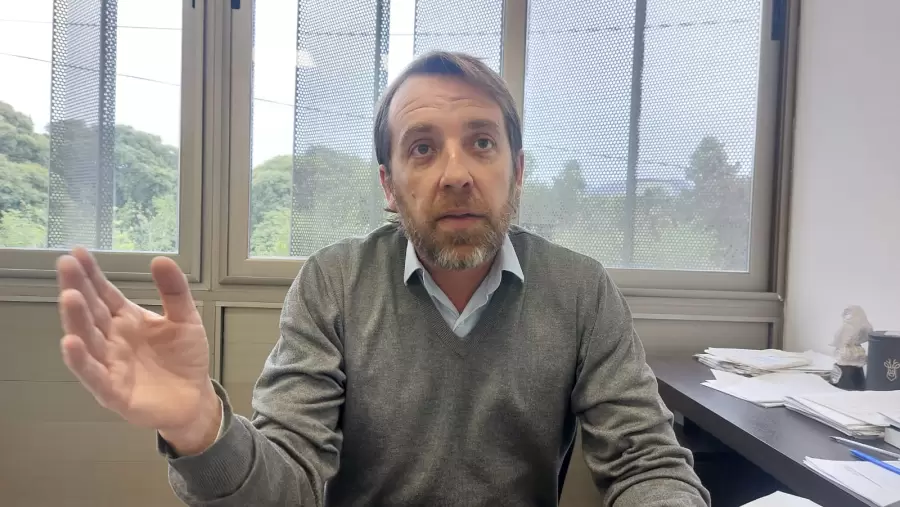 Senador Valentín González.