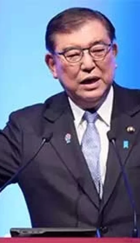 El primer ministro de la tercera economía del mundo anunció la preparación de un paquete de asistencia a las empresas del país.