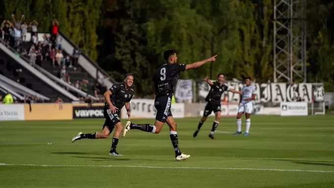 El Lobo se hizo un festín en el Parque