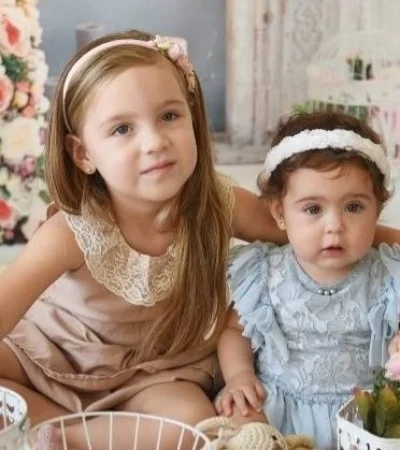 La pequeña Pilar fue encontrada sin vida. Su hermanita Delfina sigue siendo buscada/ Foto: Redes Sociales