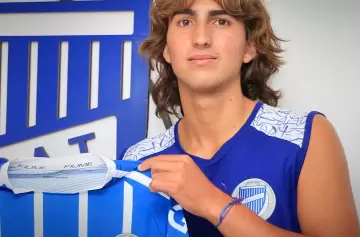 Un ex juvenil de Boca, que pasó por Godoy Cruz, disparó contra Riquelme y su familia