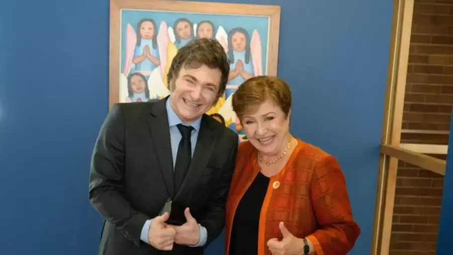 "Seguimos aislados del mundo, y no hemos logrado una calificación como para estar presentes en los mercados" (A. Barros)